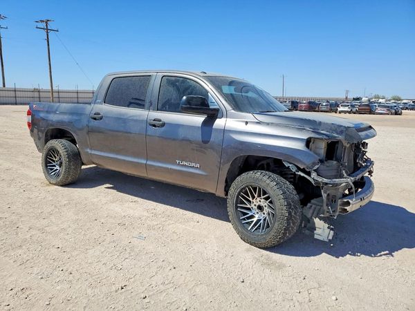 2015 TOYOTA TUNDRA
