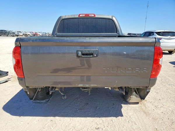 2015 TOYOTA TUNDRA