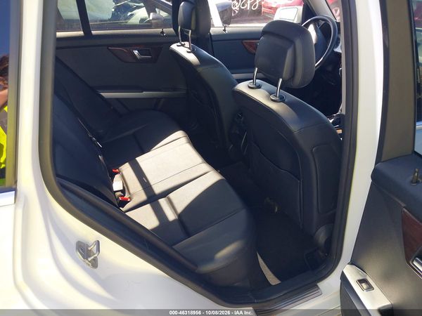 2012 MERCEDES-BENZ GLK 350 4MATIC — I8