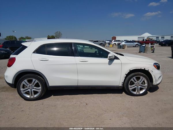 2016 MERCEDES-BENZ GLA 250 GLA250 — I116