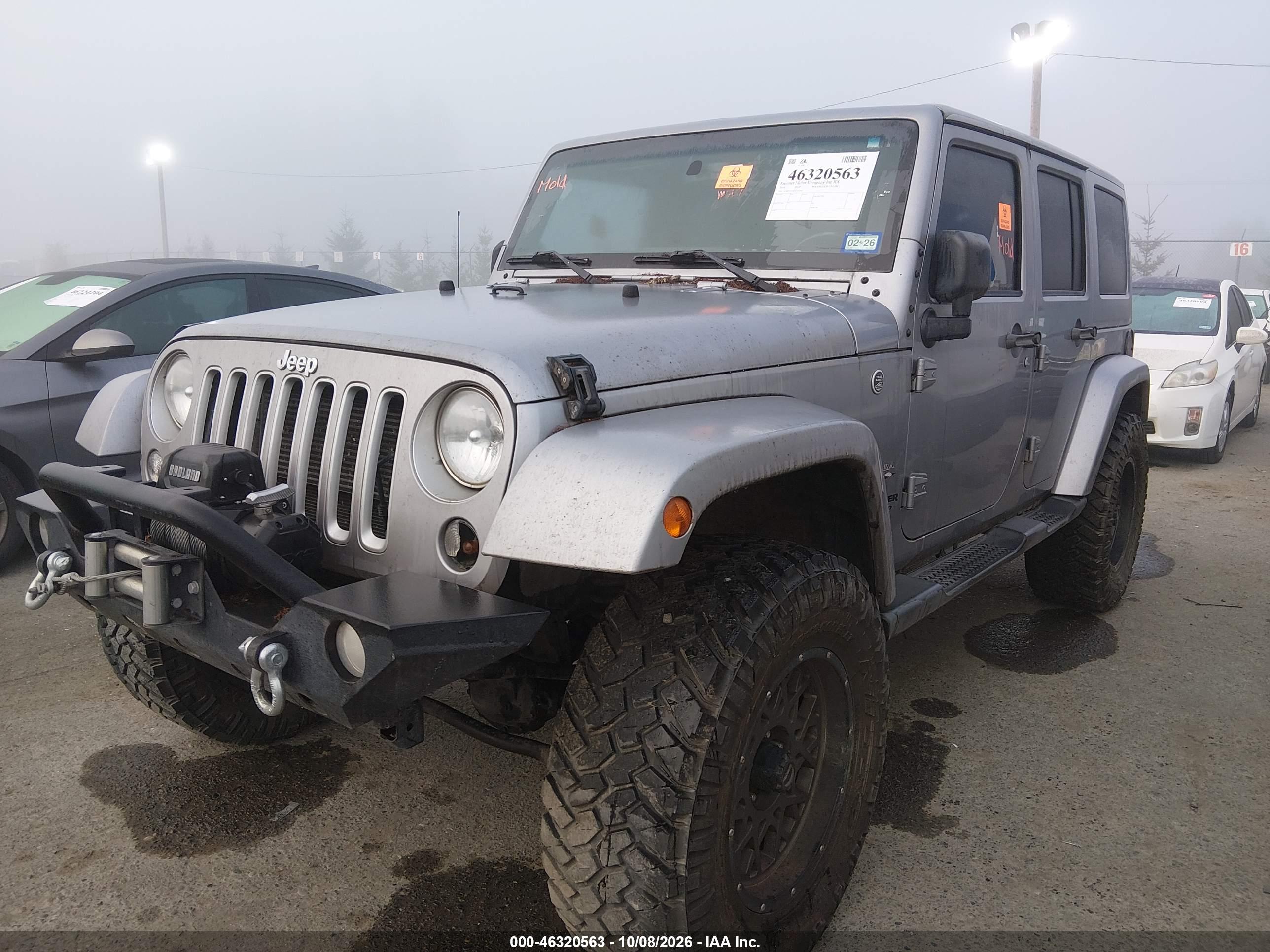 2016 JEEP WRANGLER UNLIMITED SAHARA — I2