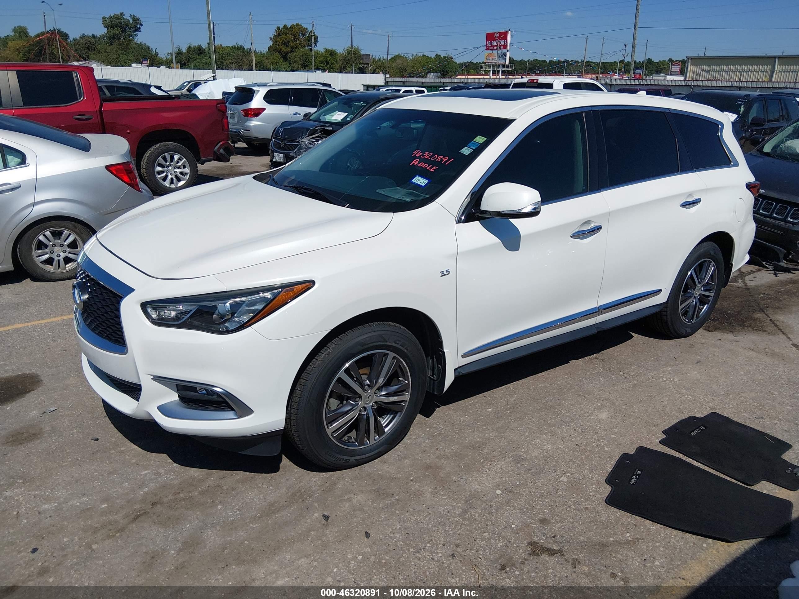 2016 INFINITI QX60 — I2