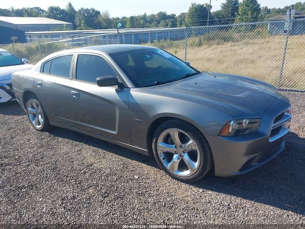 2012 DODGE CHARGER R/T — I1