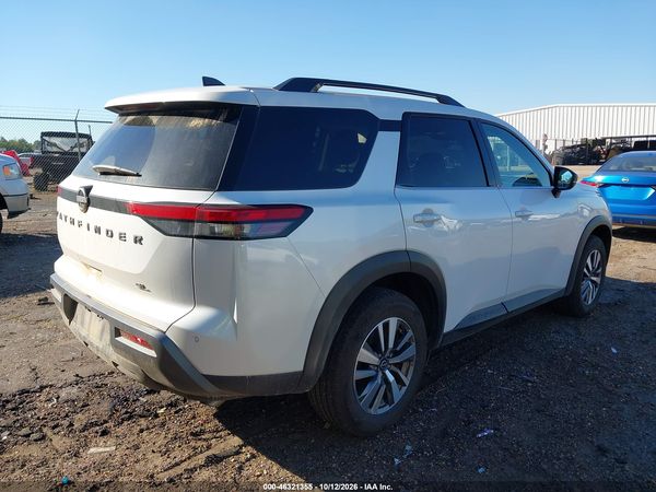 2026 NISSAN PATHFINDER SL — I4