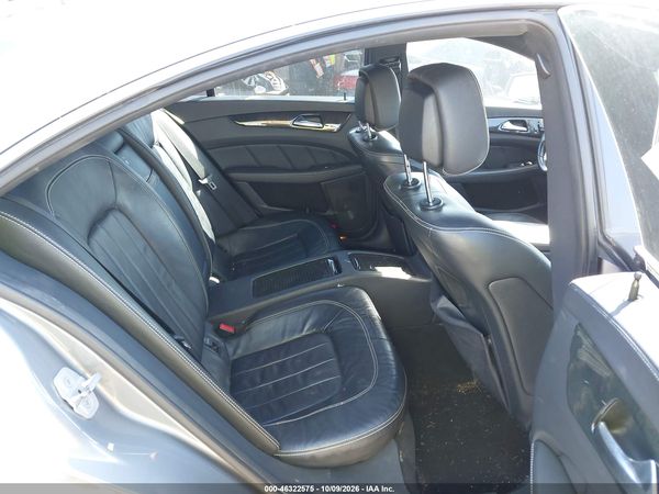 2012 MERCEDES-BENZ CLS 550 4MATIC — I8