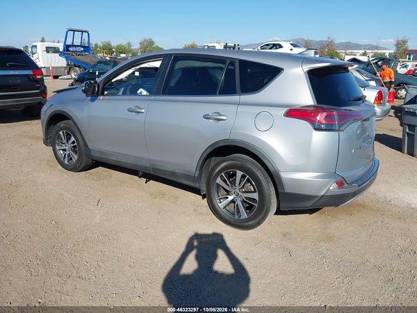 2017 TOYOTA RAV4 XLE — I3