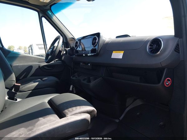 2025 MERCEDES-BENZ SPRINTER 2500 — I5