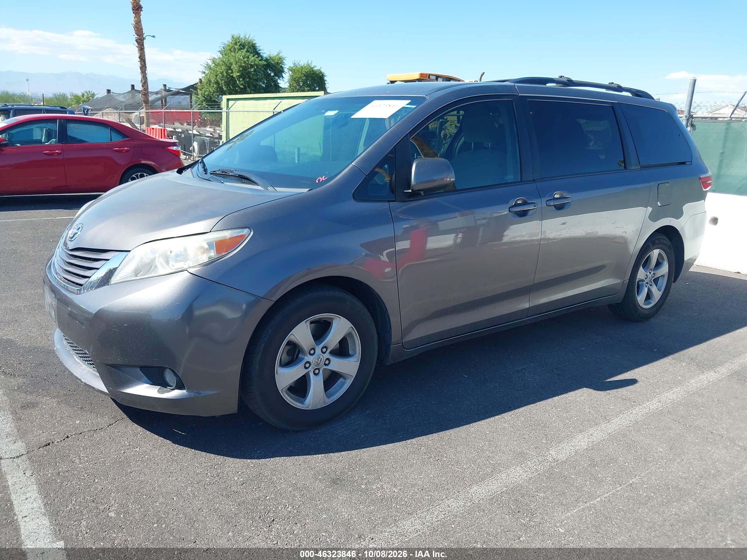 2017 TOYOTA SIENNA LE 8 PASSENGER — I2