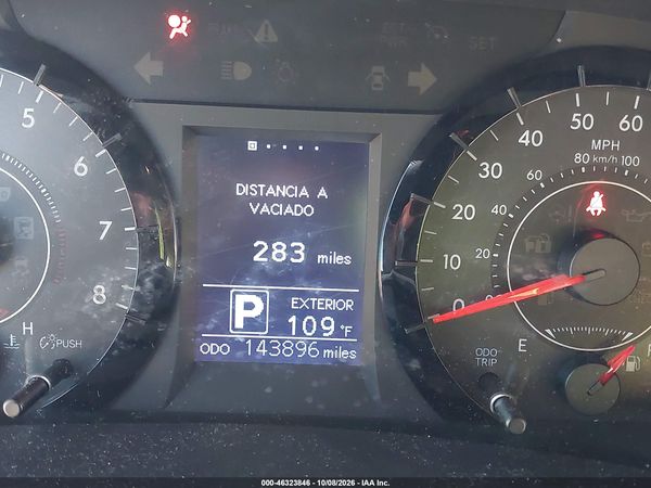 2017 TOYOTA SIENNA LE 8 PASSENGER — I118