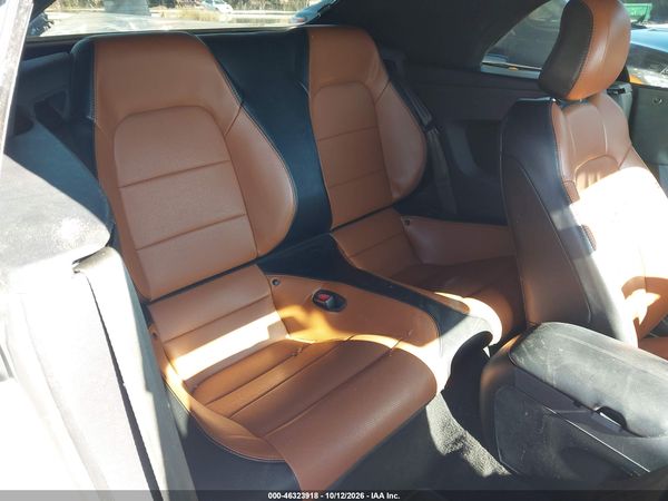 2021 FORD MUSTANG ECOBOOST PREMIUM — I8