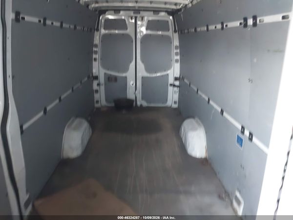 2013 MERCEDES-BENZ SPRINTER 2500 HIGH ROOF — I8