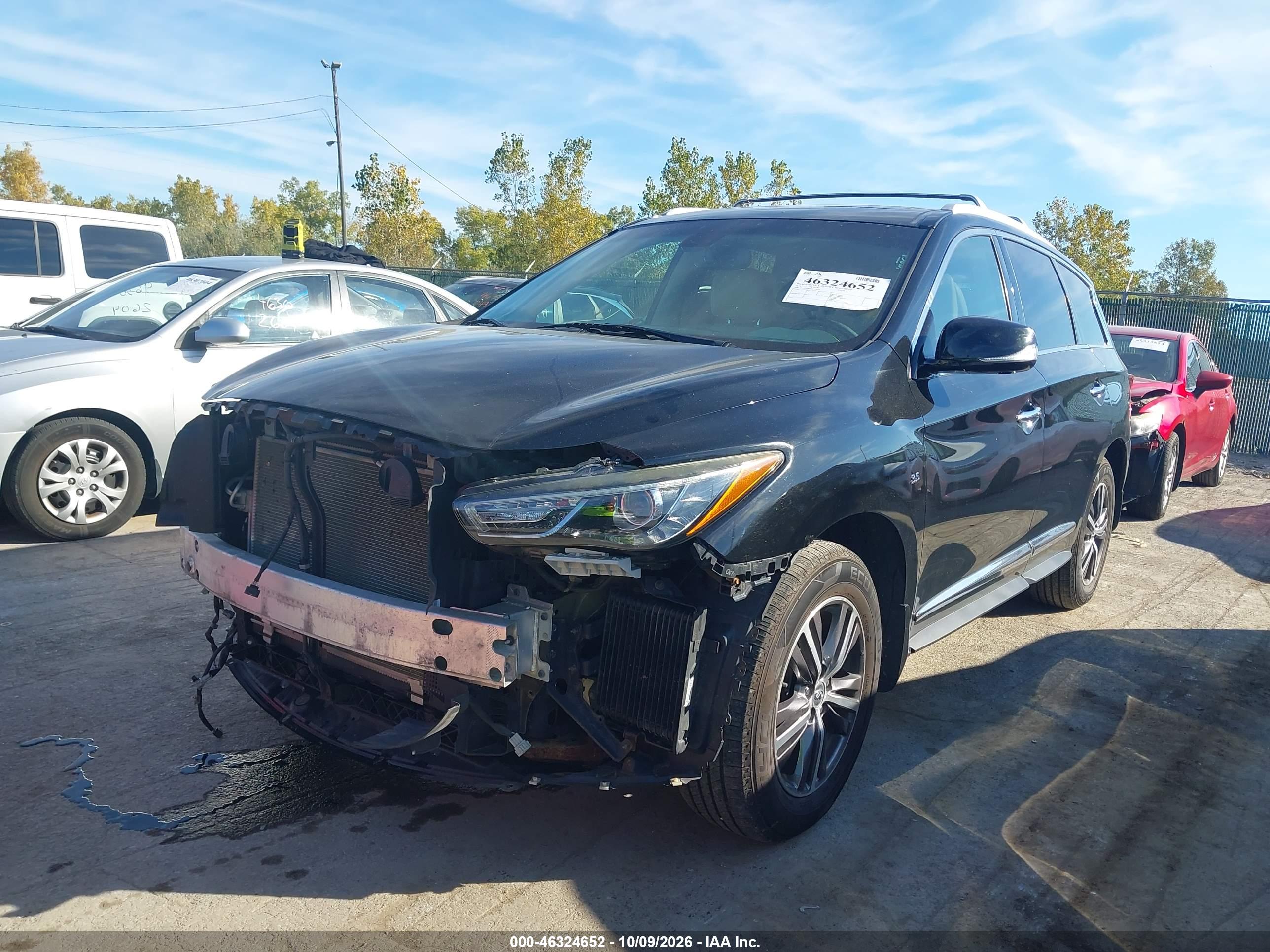 2016 INFINITI QX60 — I2