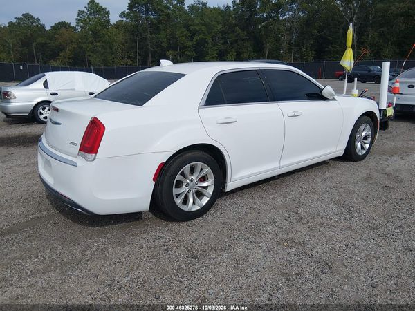 2016 CHRYSLER 300 LIMITED — I4