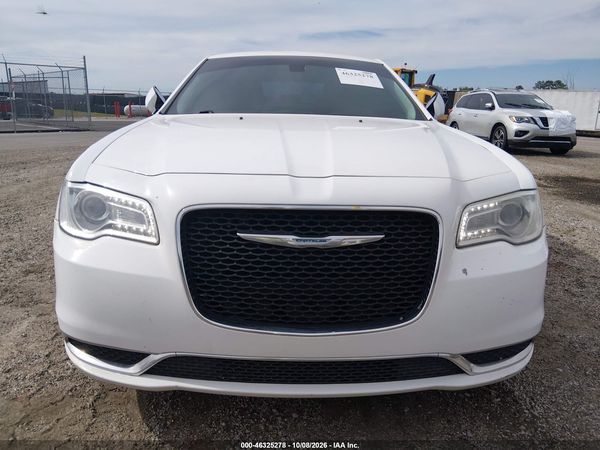 2016 CHRYSLER 300 LIMITED — I115