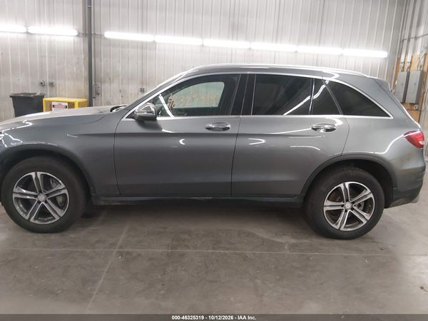 2016 MERCEDES-BENZ GLC 300 4MATIC — I117