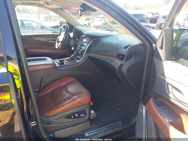 2016 CADILLAC ESCALADE ESV PREMIUM COLLECTION — I5