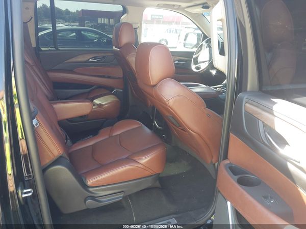 2016 CADILLAC ESCALADE ESV PREMIUM COLLECTION — I8