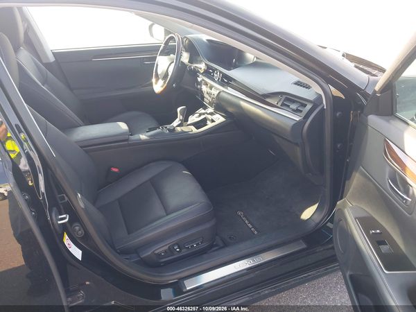 2016 LEXUS ES 350 — I5