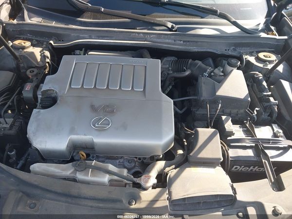2016 LEXUS ES 350 — I10