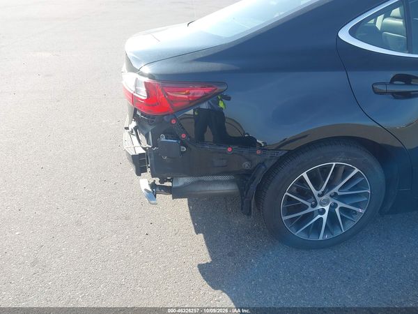 2016 LEXUS ES 350 — I153