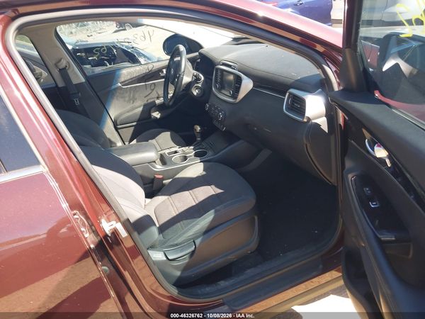 2017 KIA SORENTO 2.4L LX — I5