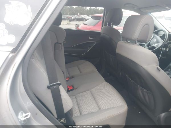 2017 HYUNDAI SANTA FE SE — I8