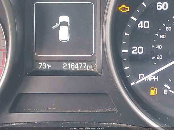 2017 HYUNDAI SANTA FE SE — I118
