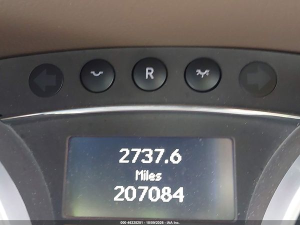 2012 MERCEDES-BENZ GL 550 4MATIC — I7
