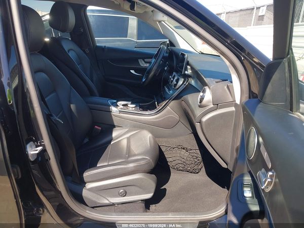 2016 MERCEDES-BENZ GLC 300 GLC300 — I5
