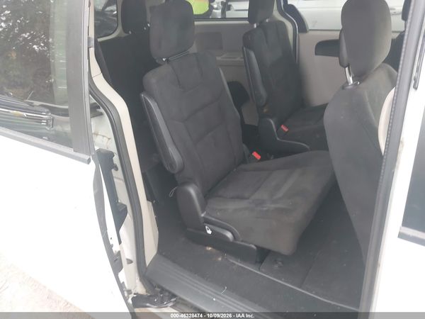 2015 DODGE GRAND CARAVAN SXT — I8