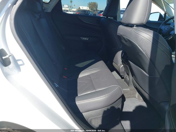 2024 LEXUS NX 450H+ LUXURY — I8