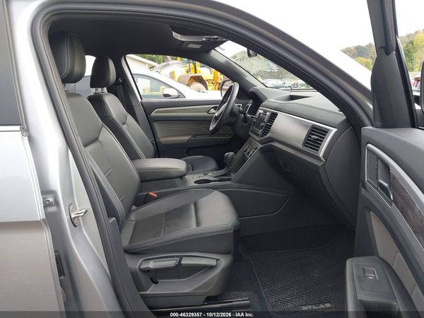 2022 VOLKSWAGEN ATLAS CROSS SPORT 2.0T SE — I5
