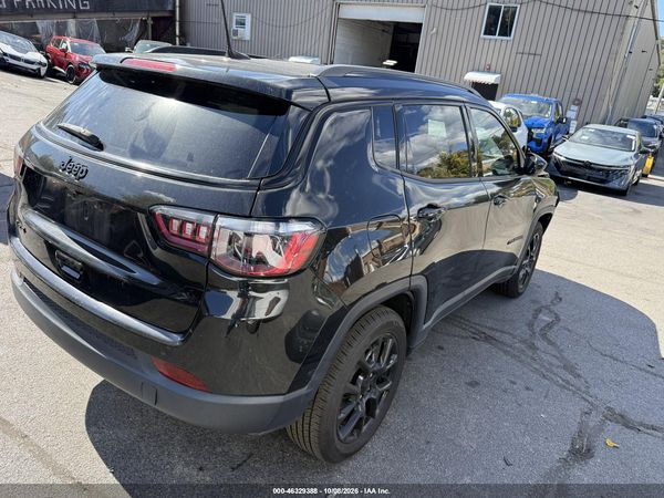 2023 JEEP COMPASS ALTITUDE 4X4 — I4