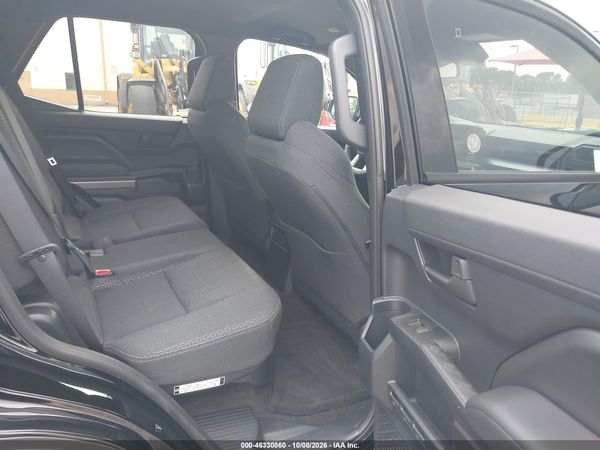 2026 TOYOTA 4RUNNER SR5 — I8