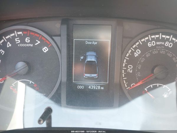 2023 TOYOTA TACOMA SR — I7
