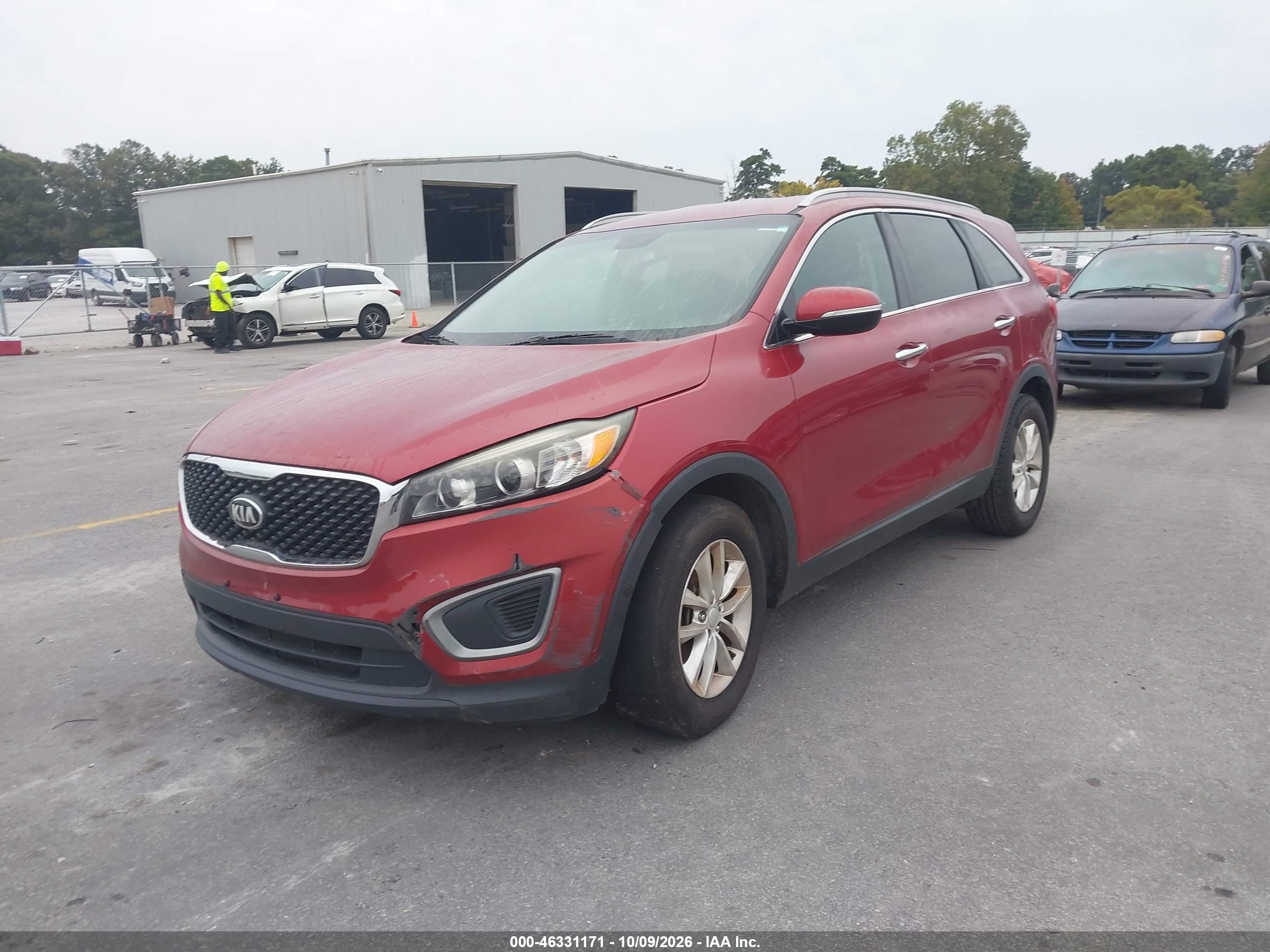 2016 KIA SORENTO 2.4L LX — I2