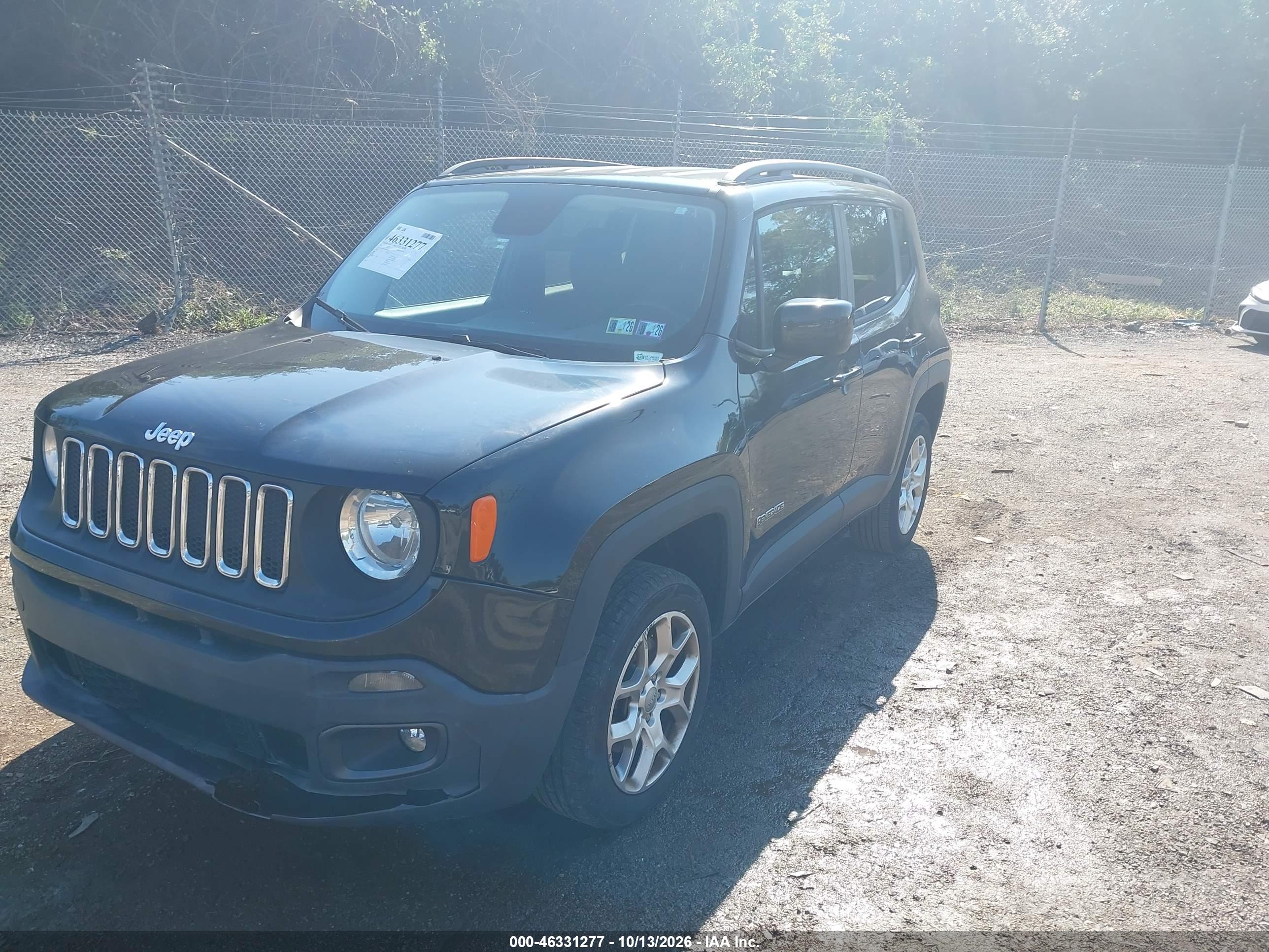 2017 JEEP RENEGADE LATITUDE 4X4 — I2