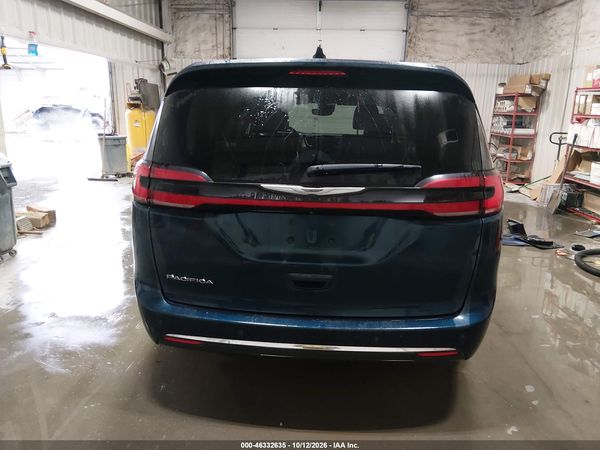 2023 CHRYSLER PACIFICA TOURING L — I119