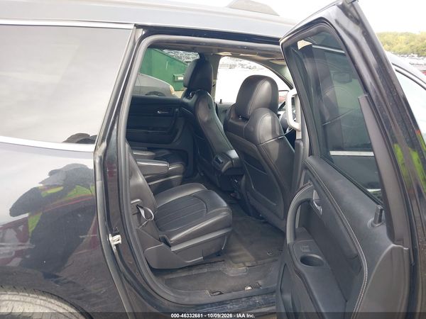 2015 CHEVROLET TRAVERSE LTZ — I8
