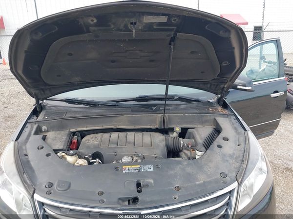 2015 CHEVROLET TRAVERSE LTZ — I10