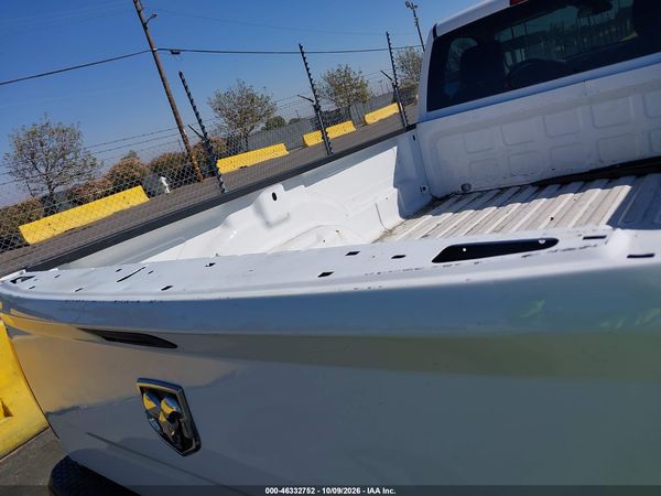 2019 RAM 1500 CLASSIC TRADESMAN  4X2 8' BOX — I73