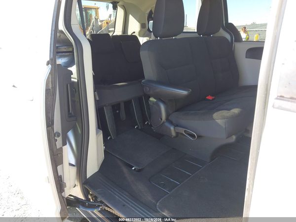 2017 DODGE GRAND CARAVAN SE — I8