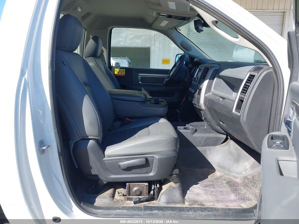 2016 RAM 2500 TRADESMAN — I5