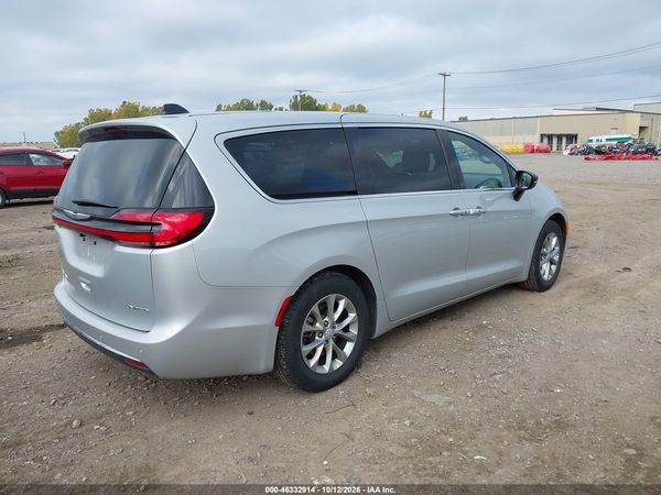 2026 CHRYSLER PACIFICA LIMITED — I4