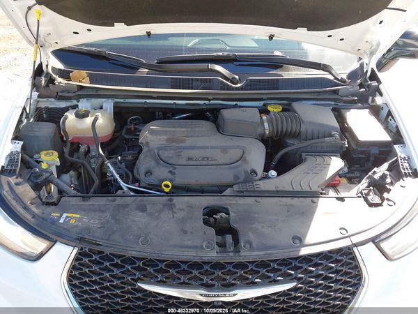 2025 CHRYSLER PACIFICA SELECT — I10