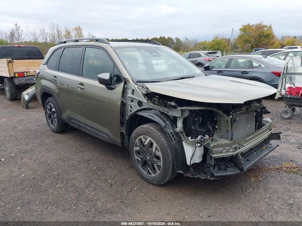 2025 SUBARU FORESTER PREMIUM — I1