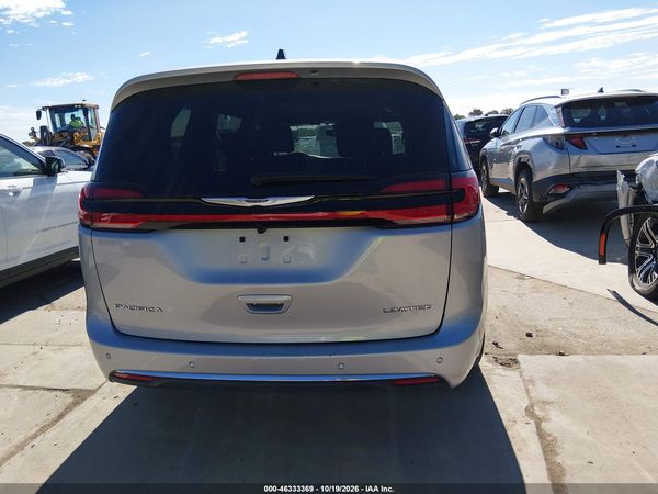 2026 CHRYSLER PACIFICA LIMITED — I119