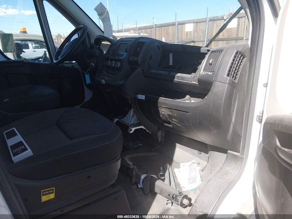 2017 RAM PROMASTER 1500 LOW ROOF 136 WB — I5