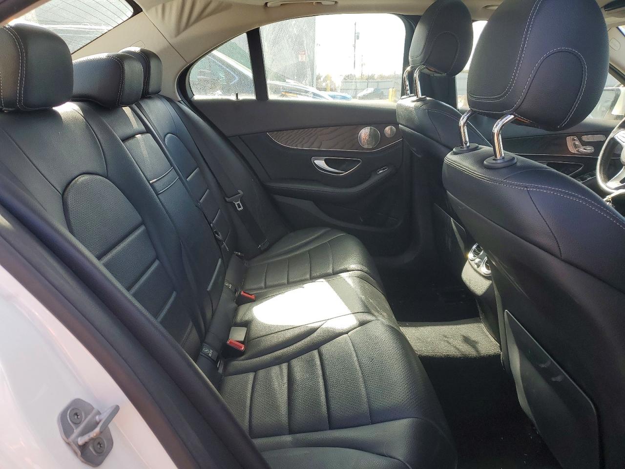 2015 MERCEDES-BENZ C 4-MATIC