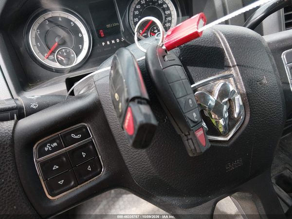 2016 RAM 3500 TRADESMAN — I11